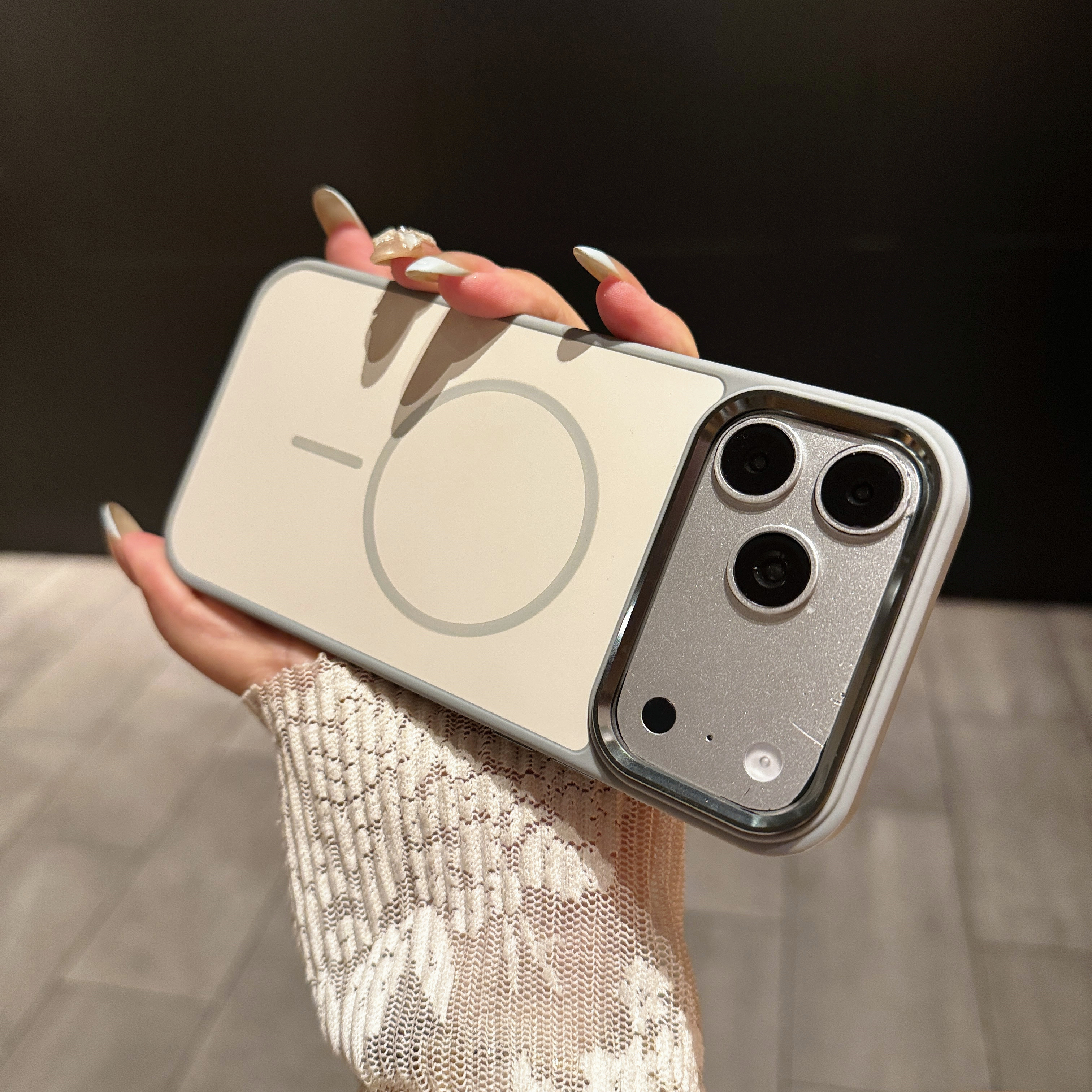 Skin Feel for Magsafe Magnetic - Metal Photo Panel recension och pris